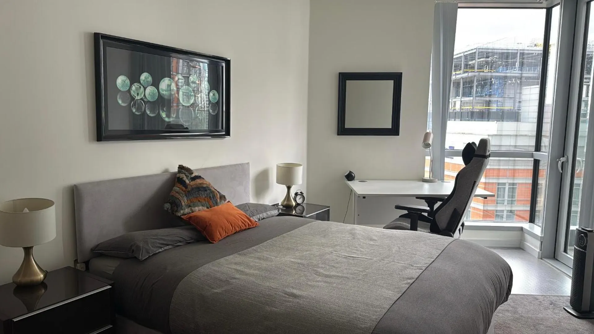 Luxury City Apartment In Canary Wharf City Centre With Private Balcony, And 360 Skyline City View London United Kingdom